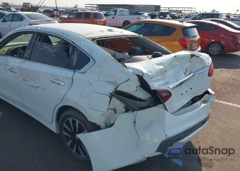 2018 Nissan Altima 2.5 Sl z USA, uszkodzony, nr VIN 1N4AL3AP0JC201783